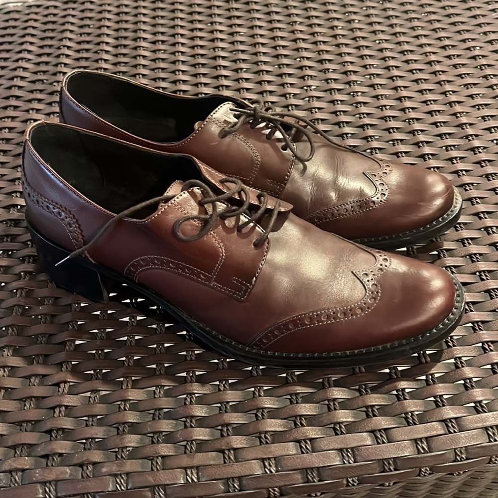 Sundance Brown Leather Women's Shoes - Picture 3 of 9